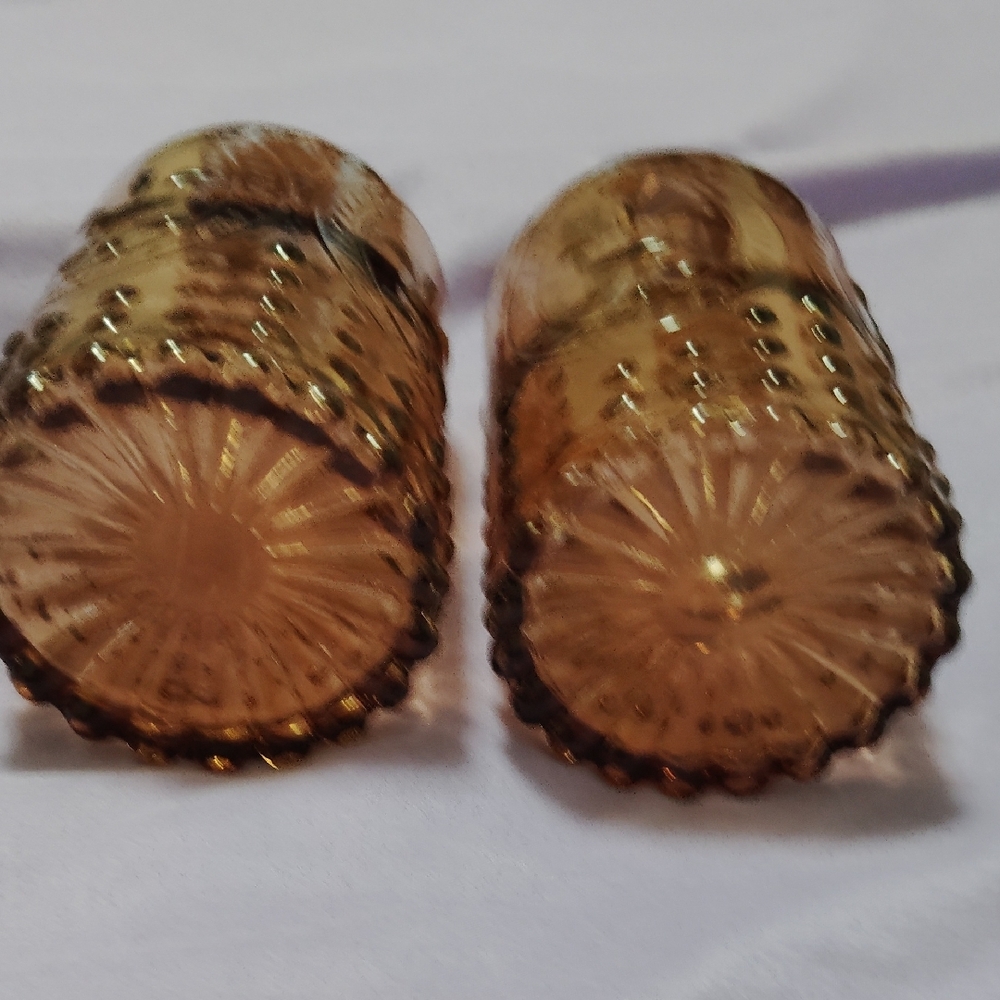 Vintage Style Amber Glass Vases - Picture 2 of 4